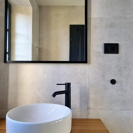 Qualia - Heated Pool, 4 Bedrooms, 2 Kitchens, Stylish Interior